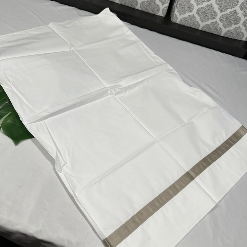 NIB $95 Matouk [ 1 Standard Pillowcase ] Lowell‎ 600 TC in Khaki White